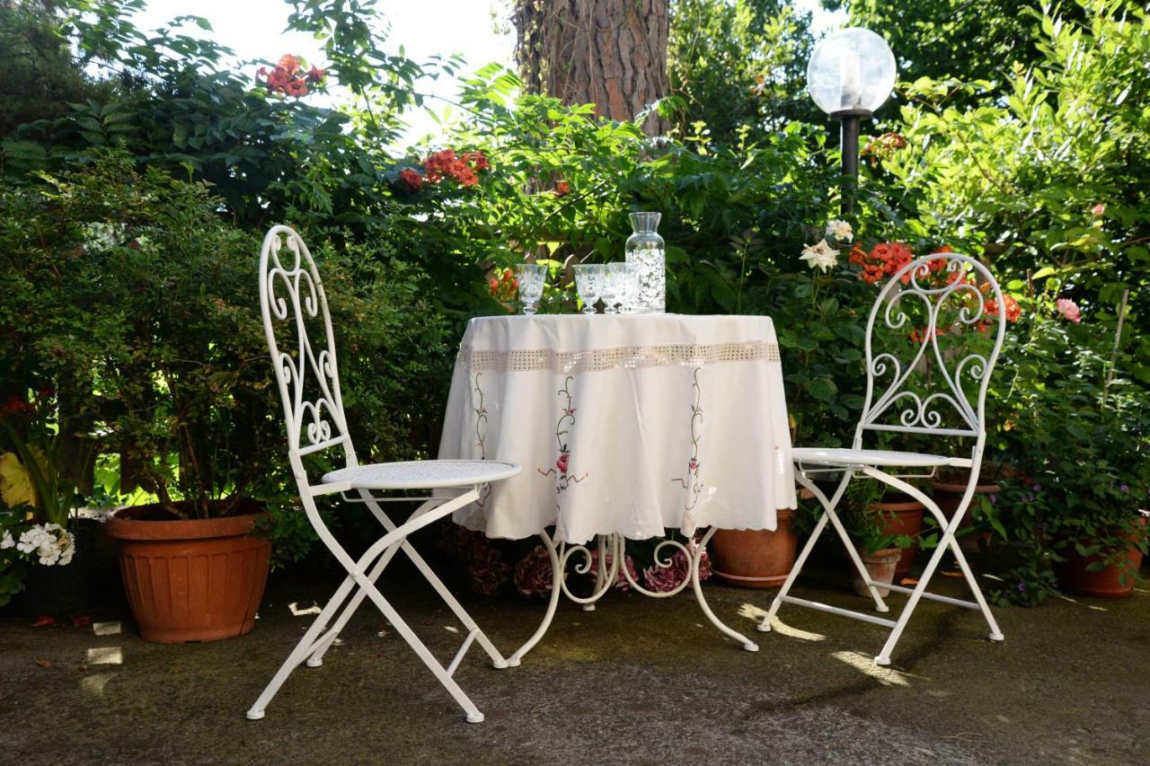 A Casa Di Carla Apartment Terracina Bagian luar foto