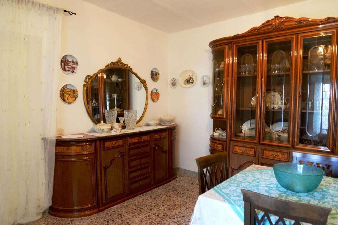 A Casa Di Carla Apartment Terracina Bagian luar foto