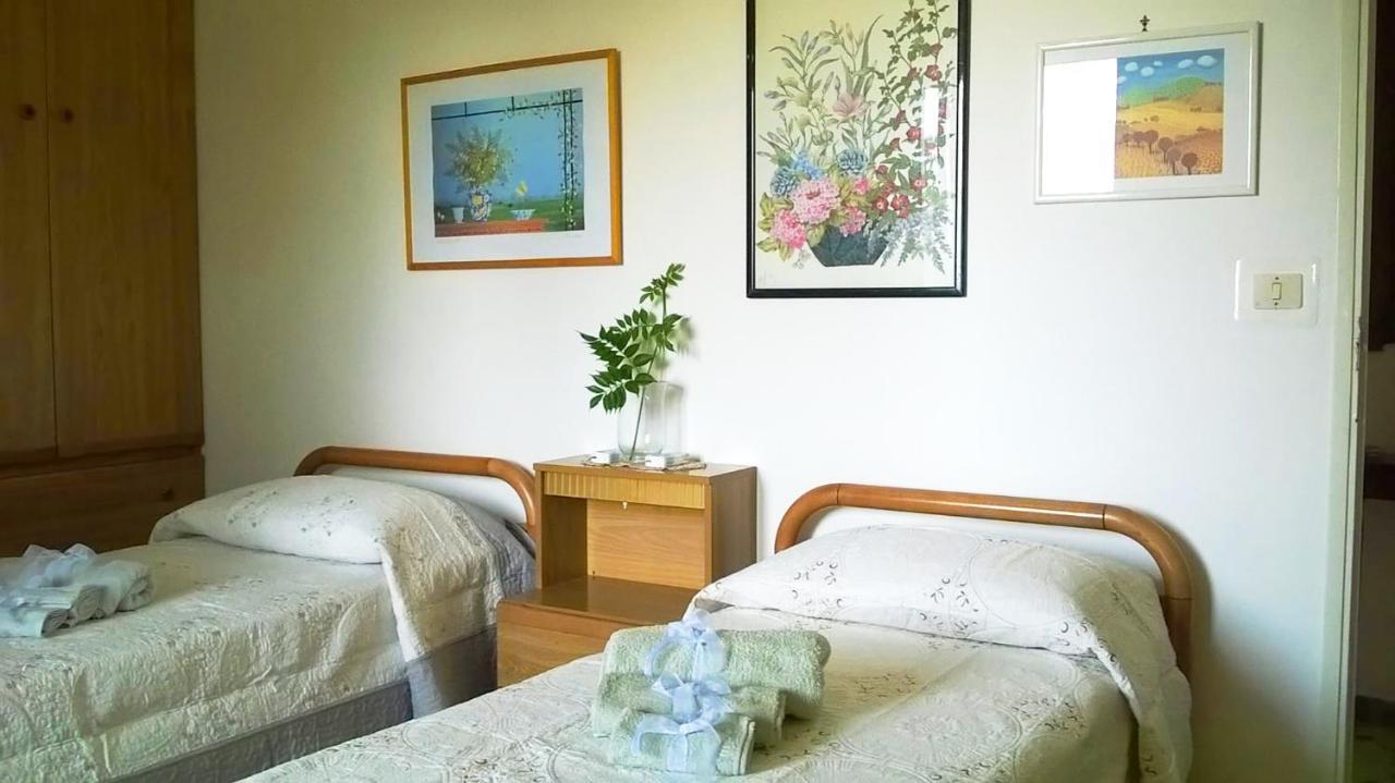 A Casa Di Carla Apartment Terracina Bagian luar foto